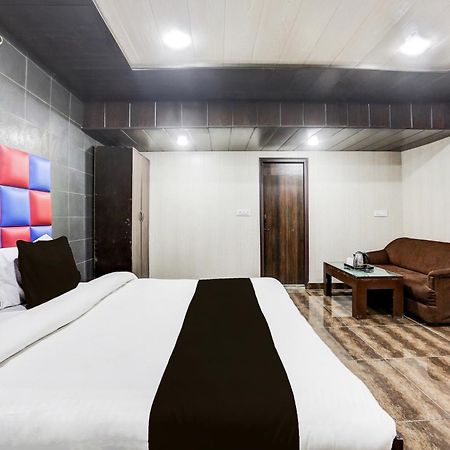 Super Townhouse Haibowal Chowk Ludhiana Bagian luar foto